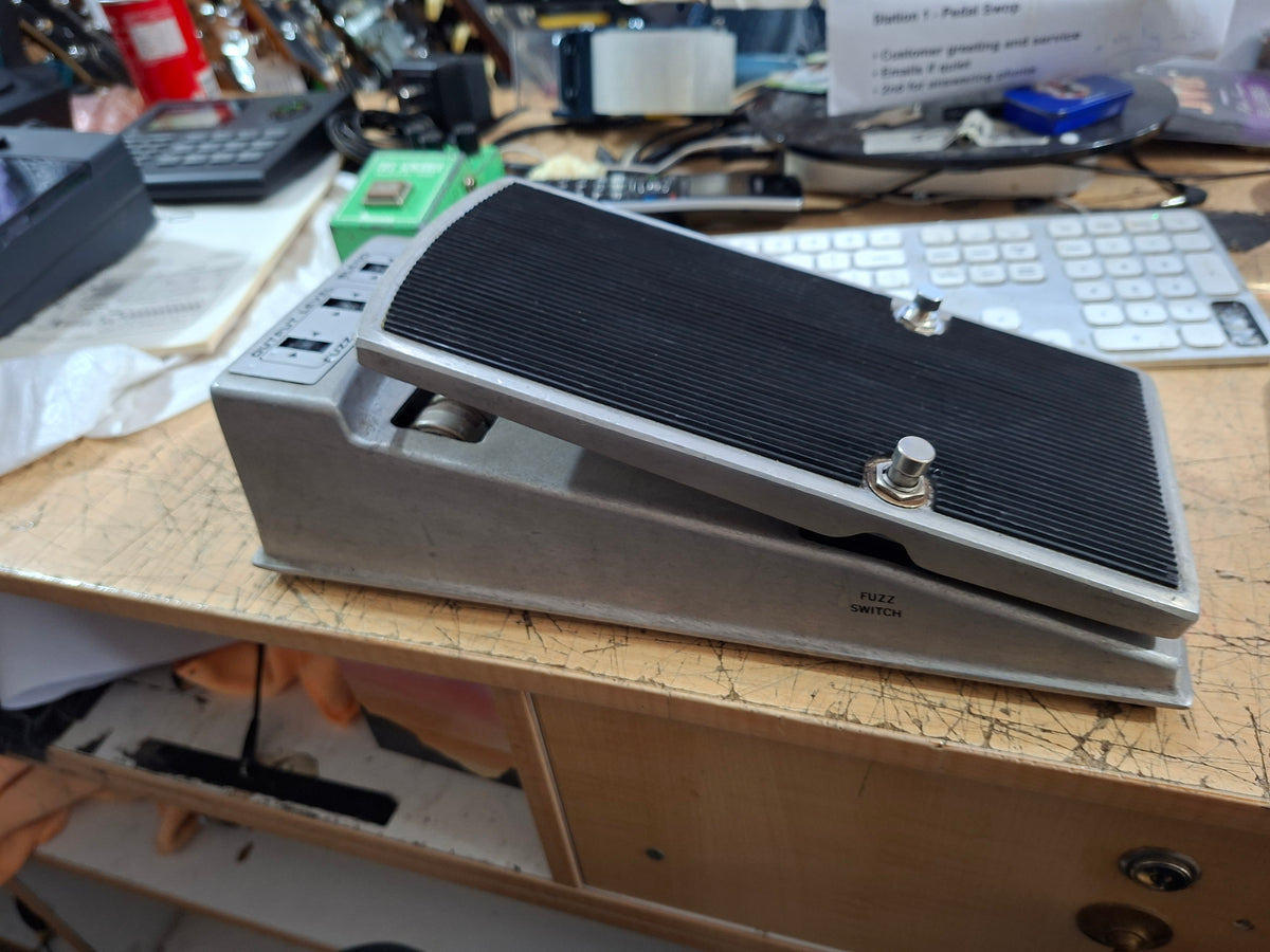 fender fuzz wah pedal Farbe wählen:Schwarz Cube Reaction C:62 Pro 441083052 controlled pedals.