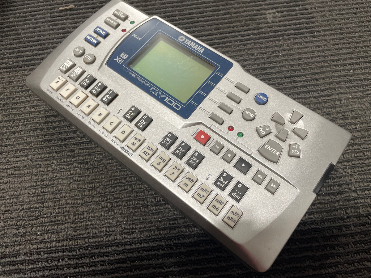 Yamaha QY100 as the main sequencer in your hardware