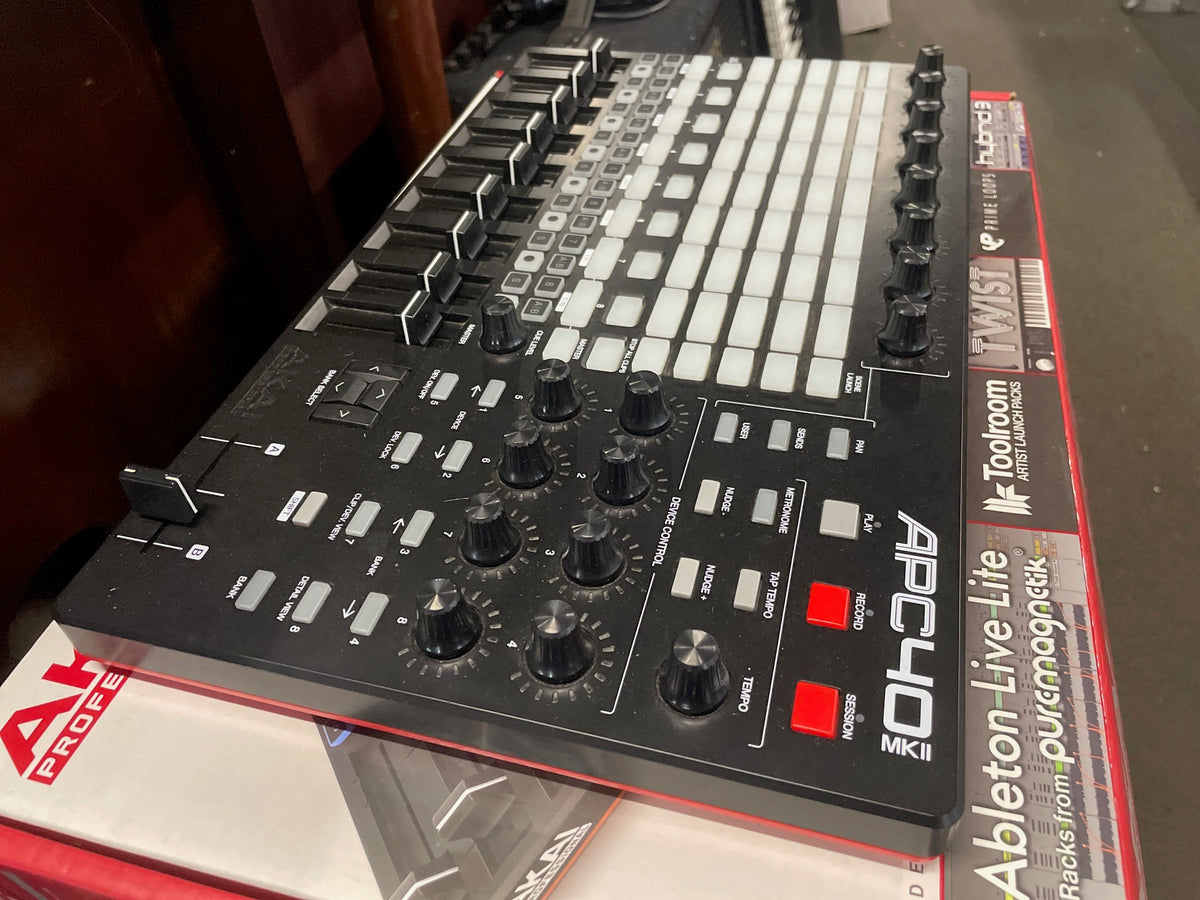 AKAI Professional APC40MKII - USB MIDI Controller for Mac