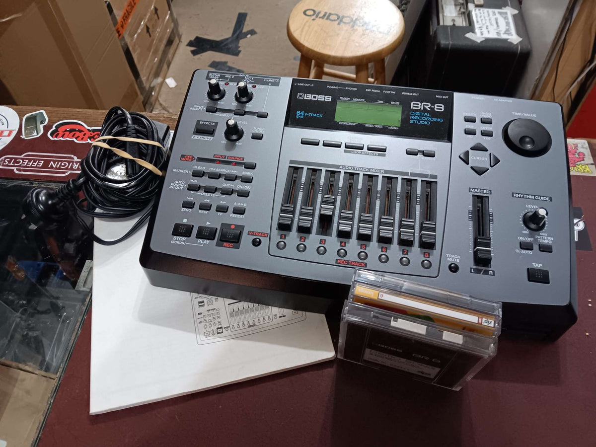 BOSS BR-8 FS-5U Digital Recording Studio BOSS BR-8 24 Bit 8-Track