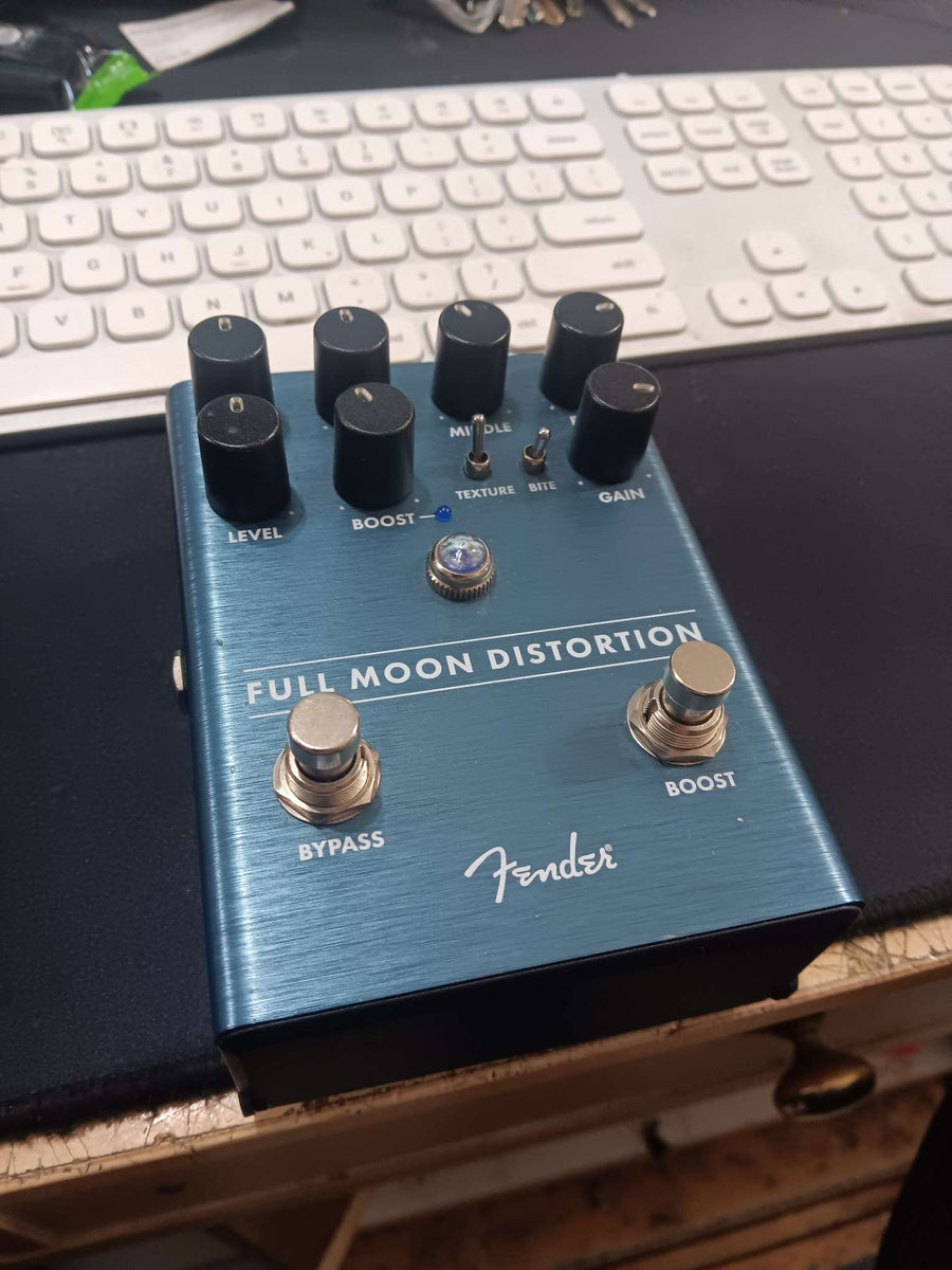 Fender - Full Moon Distortion – musicswopshop