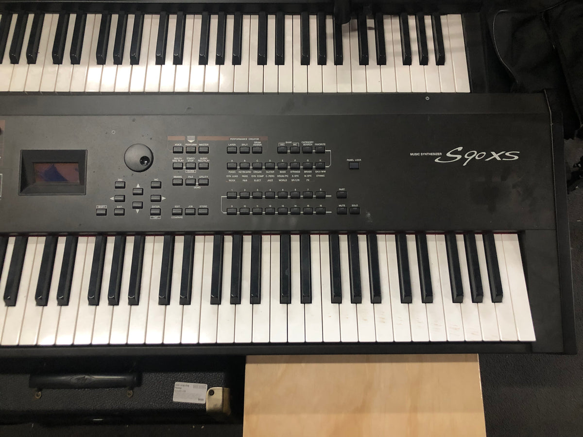 YAMAHA S90XS musicswopshop