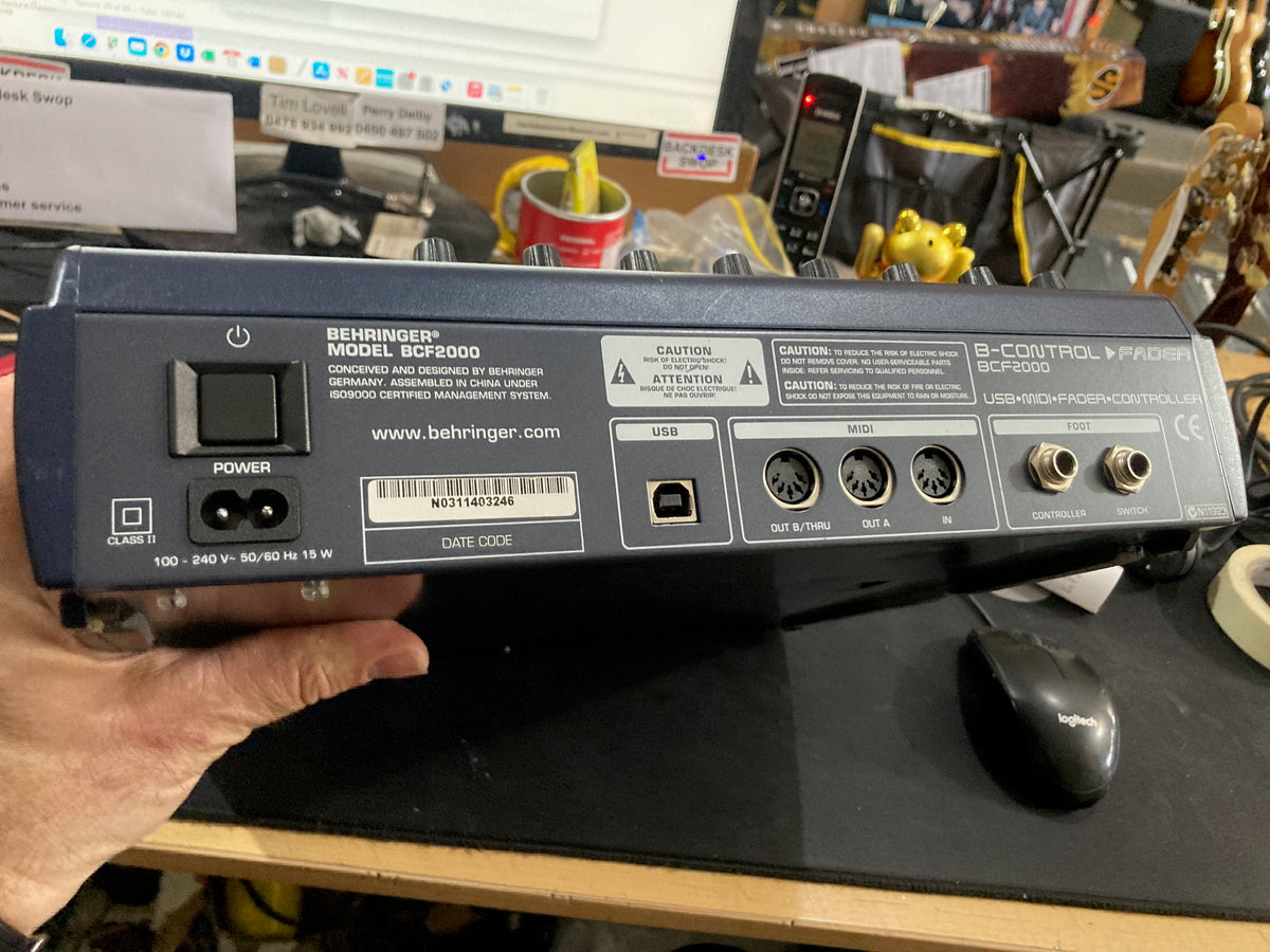 Behringer - BCF 2000 – musicswopshop