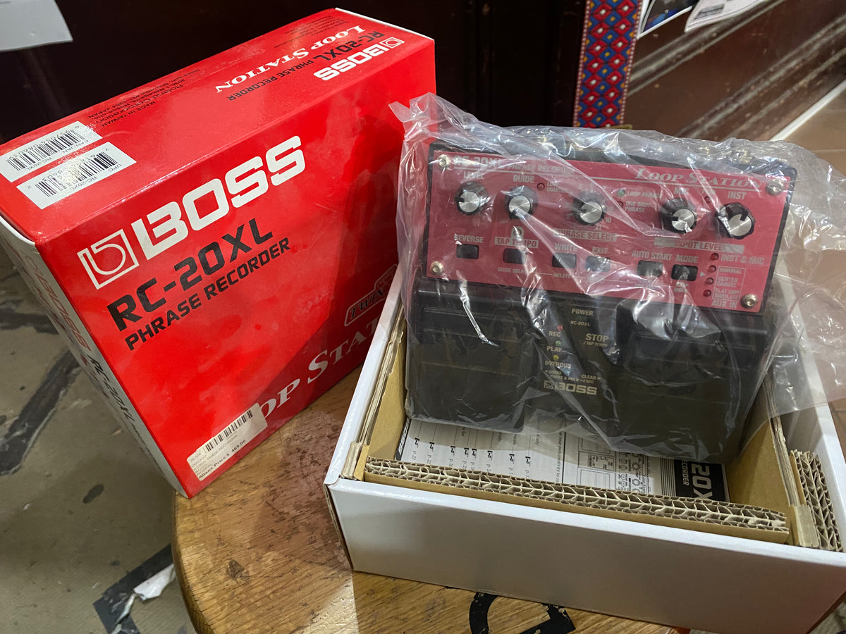 BOSS RC-20XL 箱あり ルーパー BOSS RC-20XL 箱あり ルーパー 最大16分のレコーディングが可能