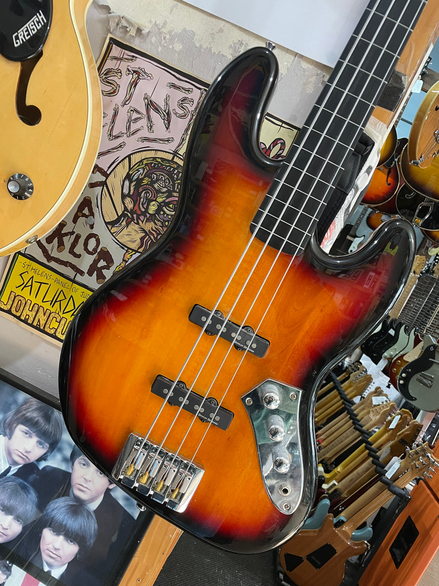 Squier - Vintage Modified Jazz Bass Fretless – musicswopshop