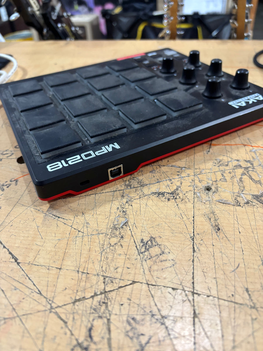 AKAI - MPD218 – musicswopshop