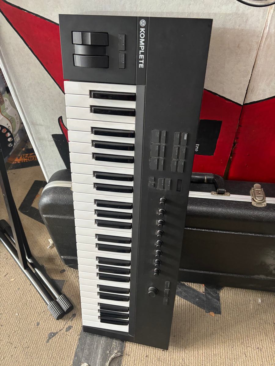 Native Instruments - Komplete Kontrol A49 – musicswopshop