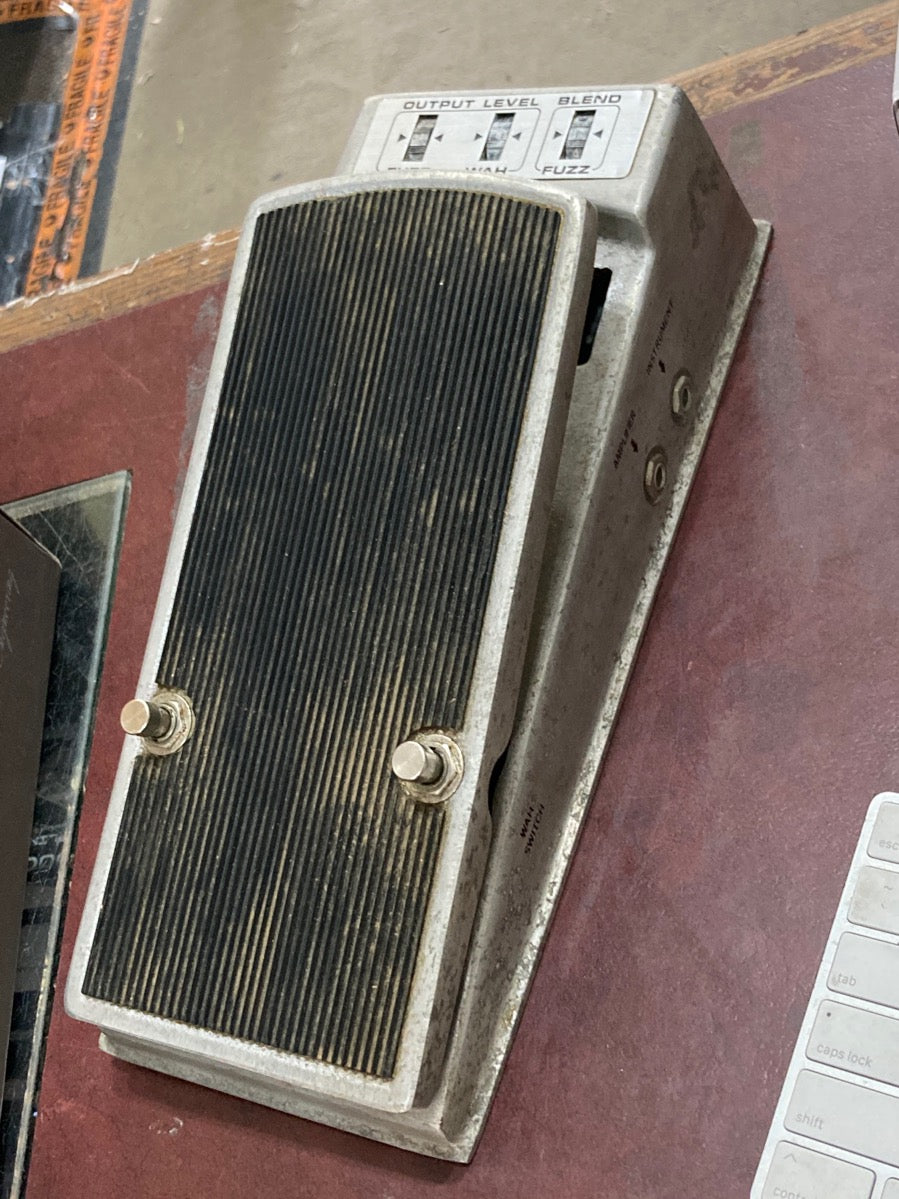 Fender - FUZZ-WAH – musicswopshop