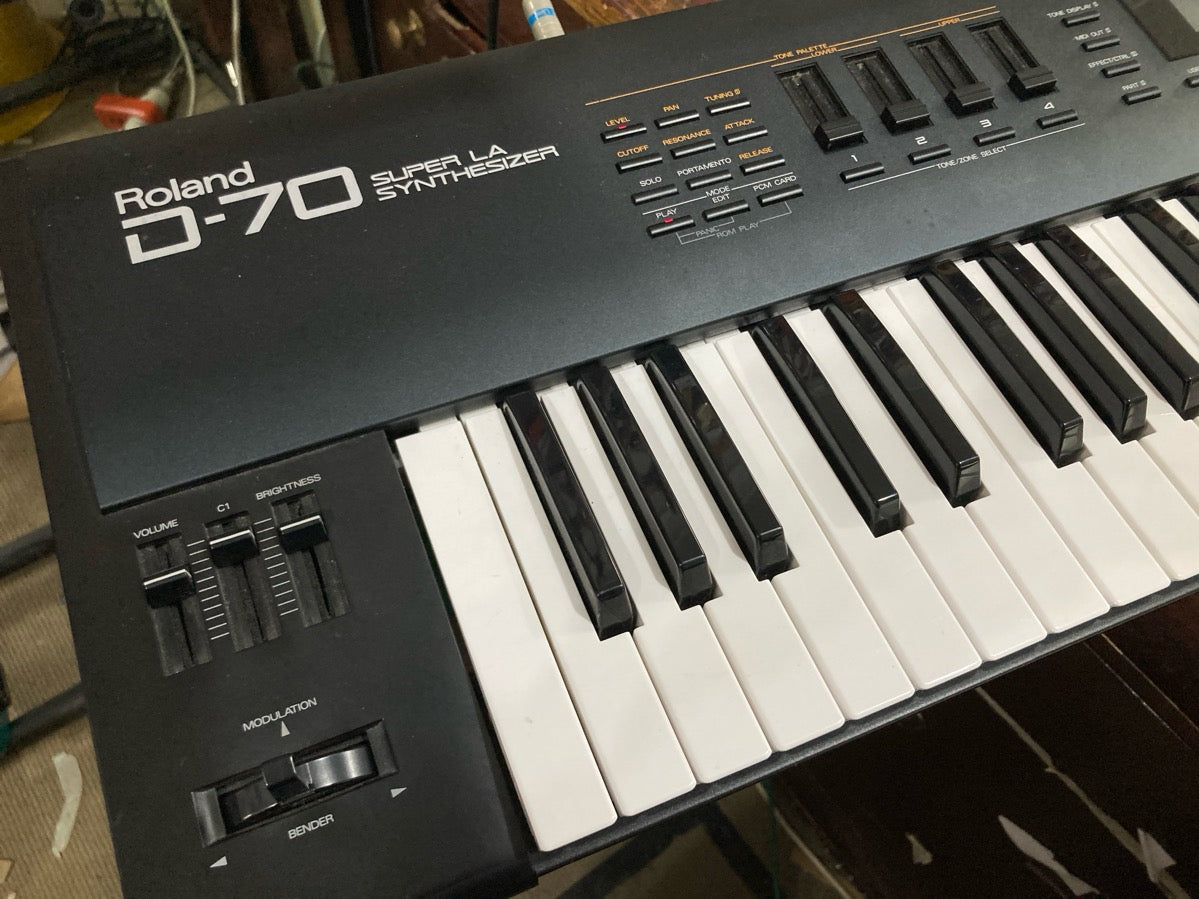 鍵盤楽器 Roland D-70 super la synthesizer s-l400.jpg