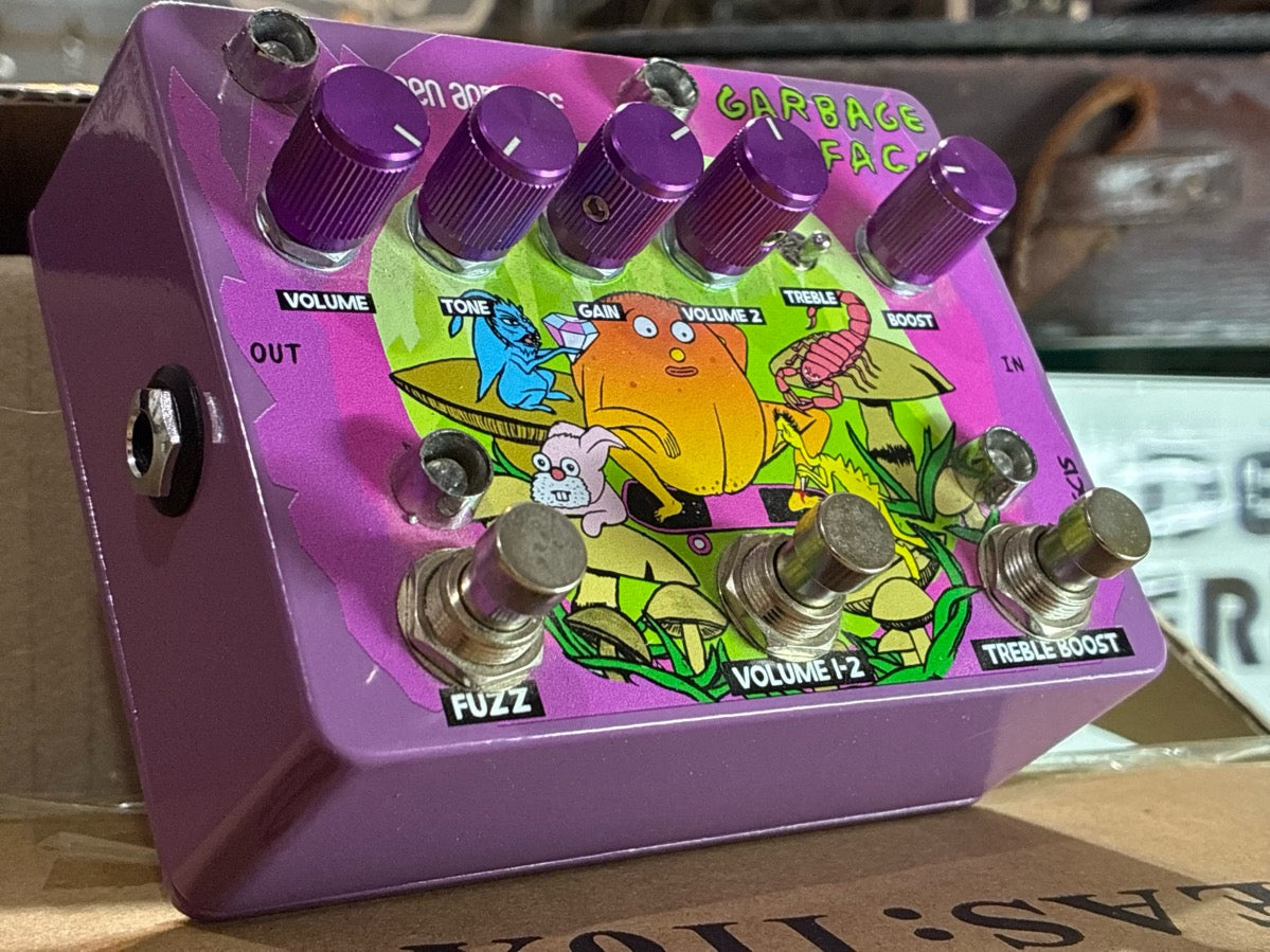 garbage face pedal Wren And Cuff