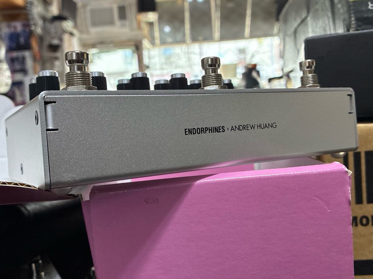 Endorphines x Alex Huang - Ghost Pedal – musicswopshop