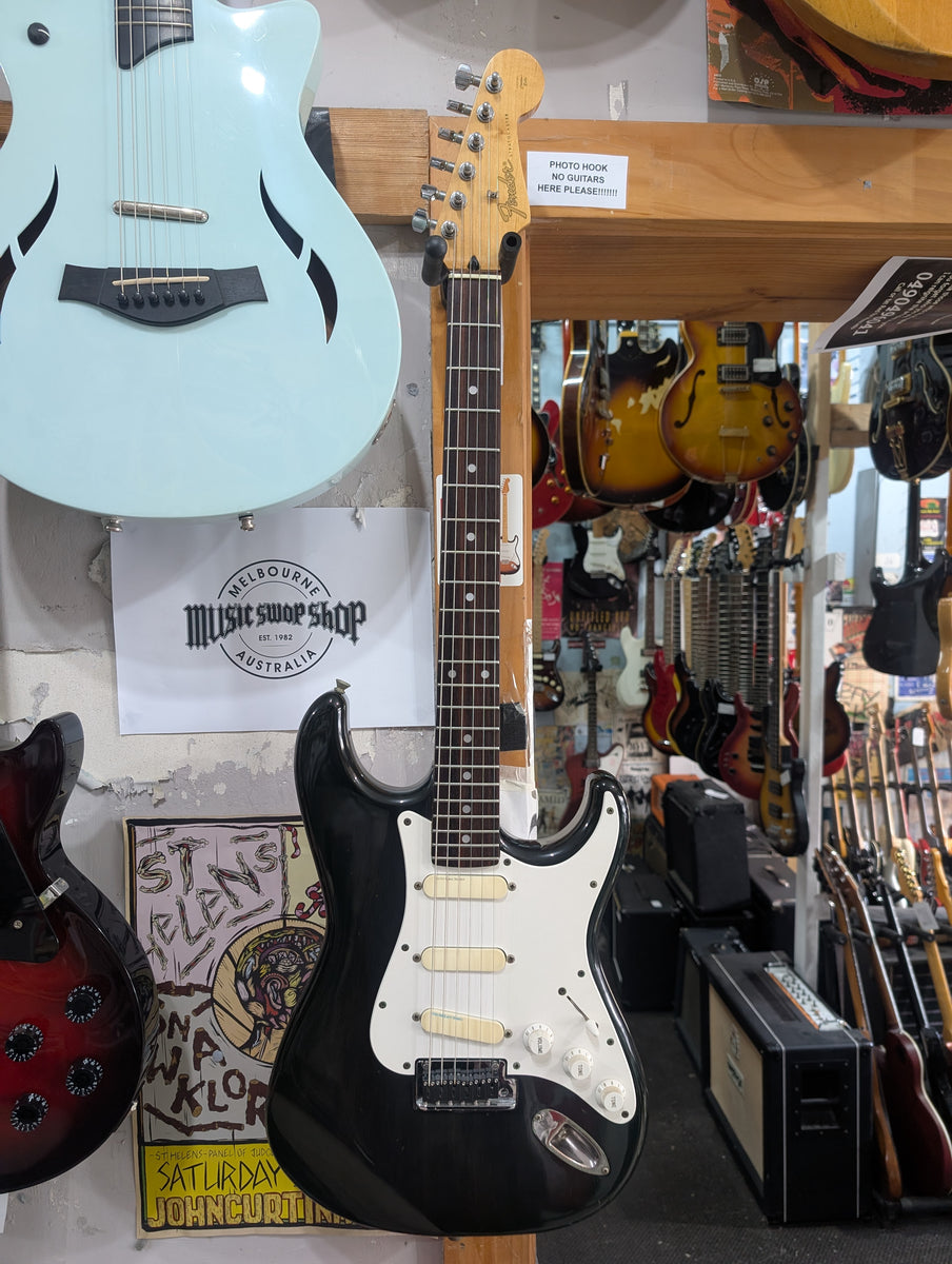 Fender - STR-85R Stratocaster – musicswopshop