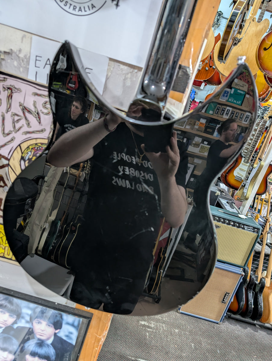 モノグラム　Rickenbacker 330 タイプ Rickenbacker - 330 – musicswopshop