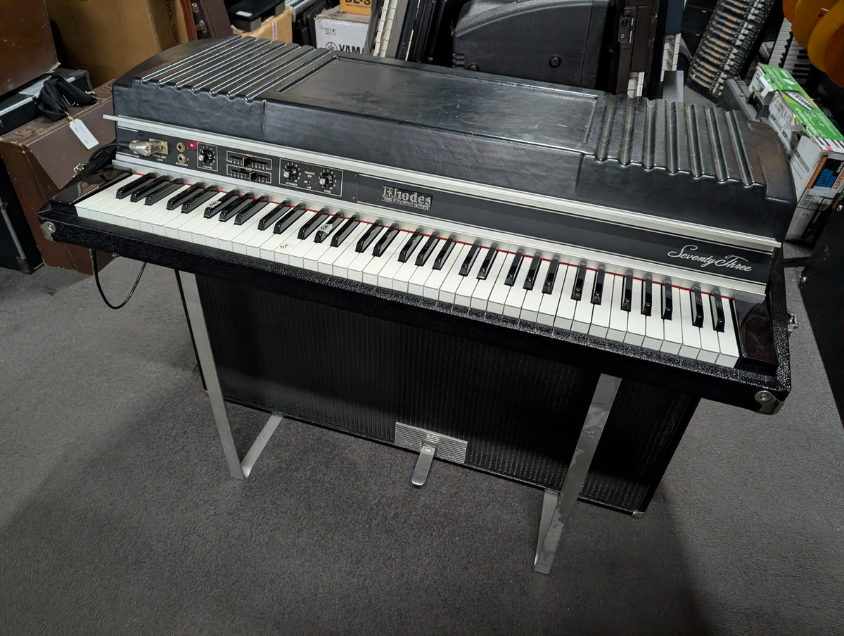 Rhodes - MKII Suitcase 73 – musicswopshop