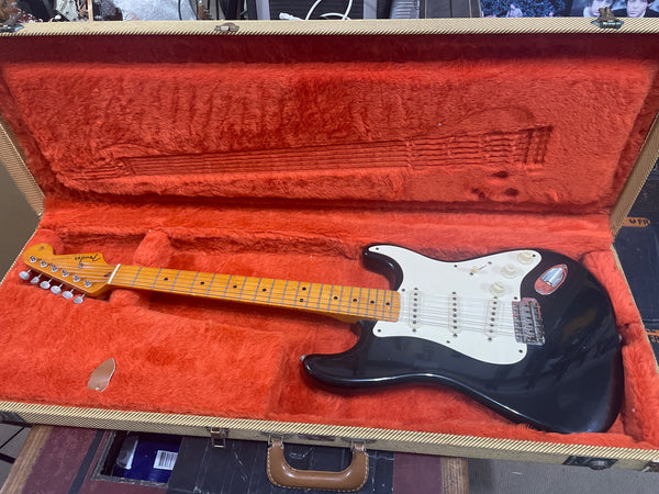 Fender - Stratocaster