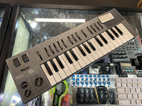YAMAHA - CS01