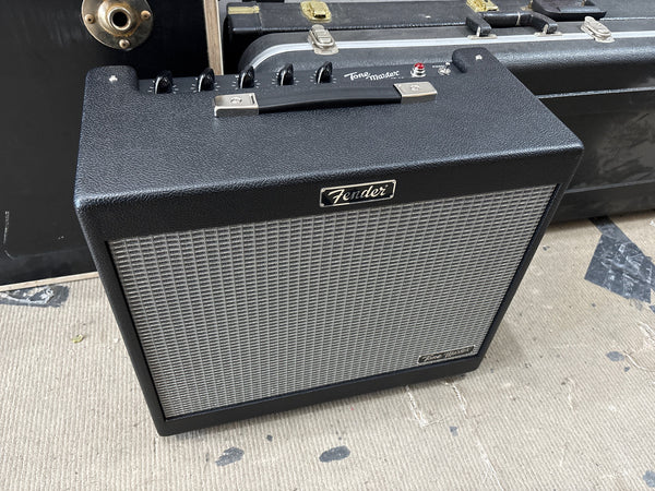 Fender - ToneMaster FR-10