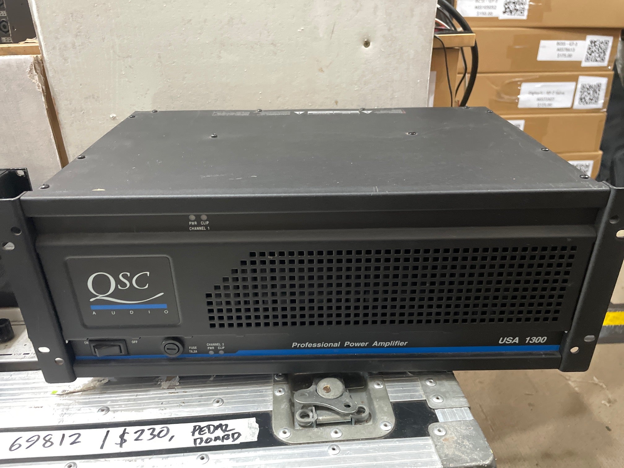 ◎動作品◎QSC AUDIO◎USA1300◎ステレオパワーアンプ QSC GX3 ステレオ パワーアンプ 軽量 大出力 定番 おすすめ 人気