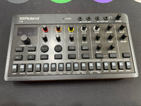 Roland - T-8