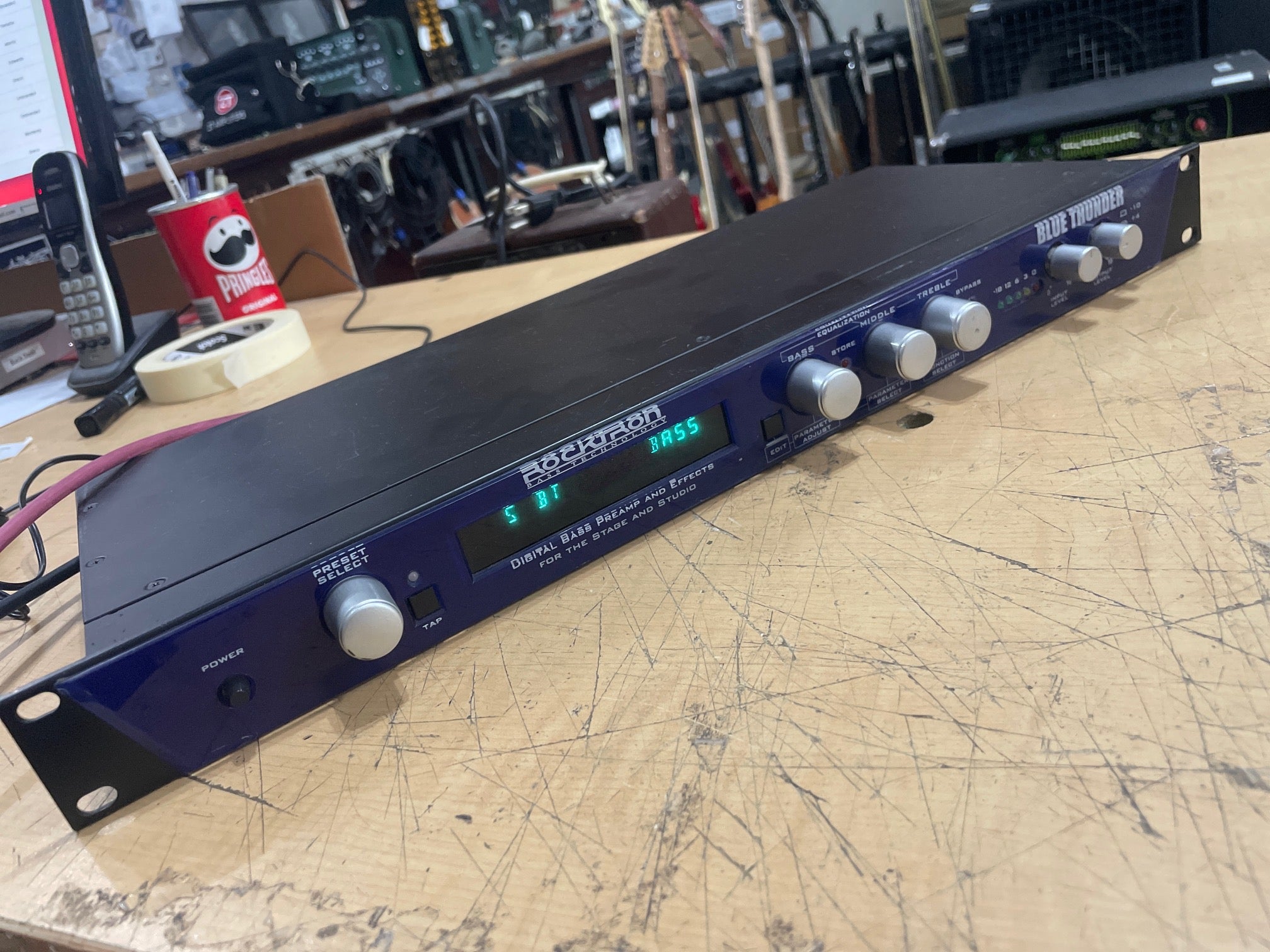 ベース ROCKTRON Blue Thunder Bass Preamp ROCKTRON BLUE THUNDER MIDIデジタル・ベース・プリアンプ 【公式通販】