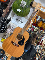 Maton - M225