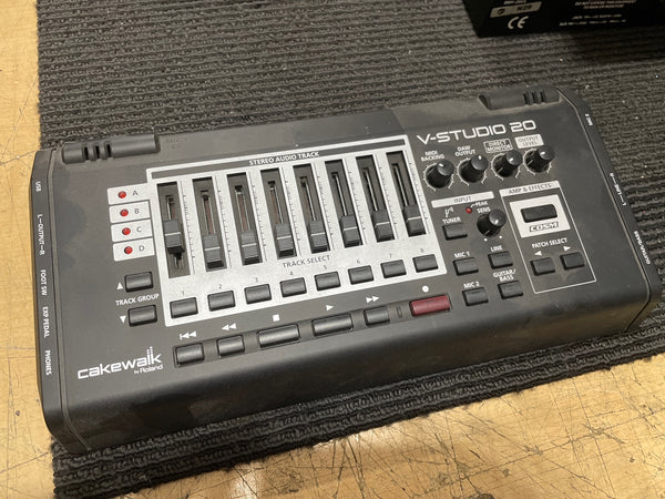 Roland - VS-20