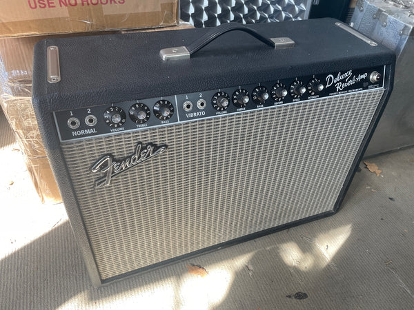 Fender - Deluxe Reverb Amp