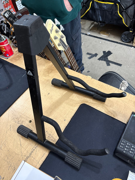 Xtreme - A Frame Guitar Stand