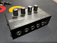 Behringer - MX400