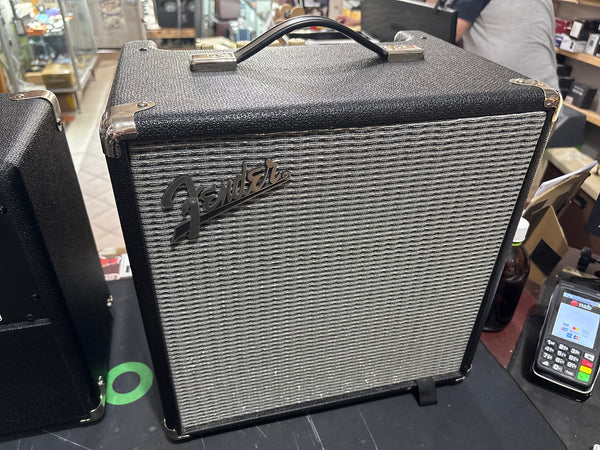 Fender - Rumble 25