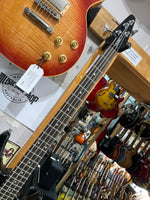 Vester - Bass