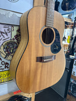 Maton - M225