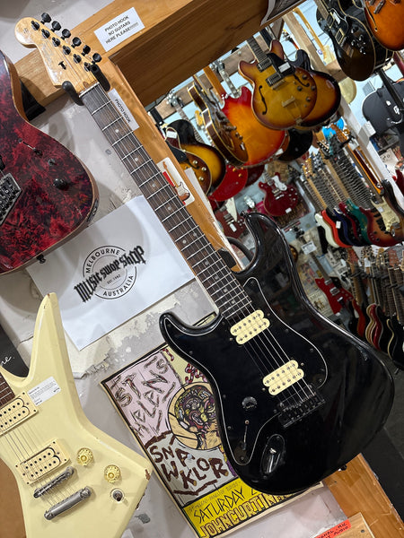 Fender - Stratocaster