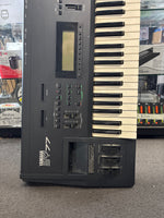 Yamaha - SY-77