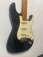 Fender - Stratocaster