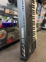 Yamaha - SY-77