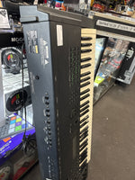 Yamaha - SY-77