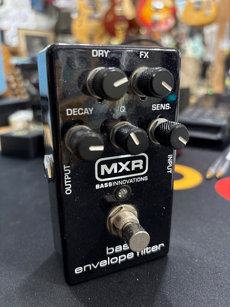 MXR - M82 Bass Envelope Filter