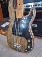 Fender - Precision Bass