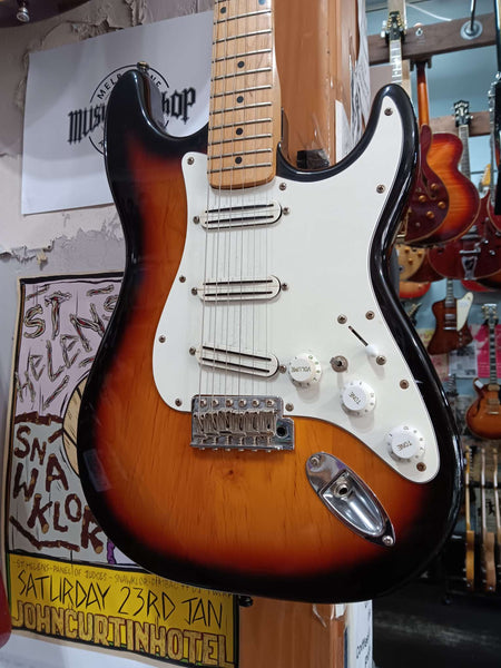 J&J Custom Shop - Strat copy.