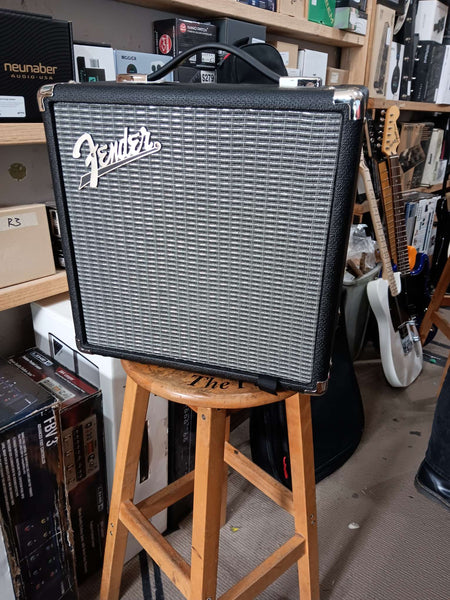 Fender - Rumble 15