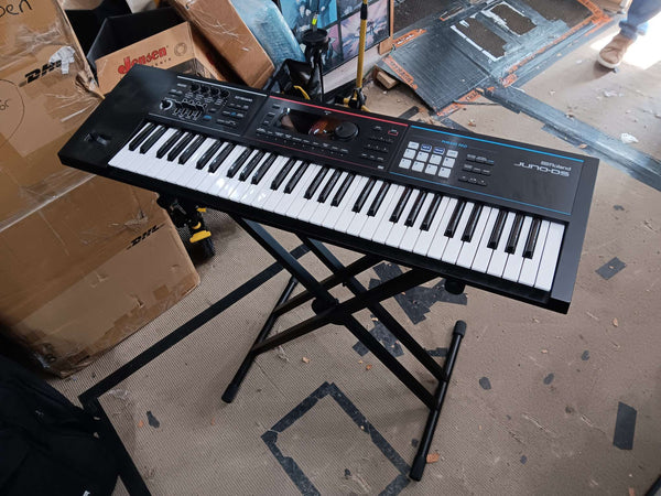 Roland - Juno DS61