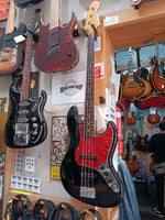 Fender - Jazz Bass