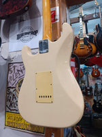 Fender - ST-68 Stratocaster