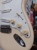 Fender - ST-68 Stratocaster