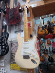 Fender - ST-68 Stratocaster