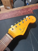 Fender - Stratocaster