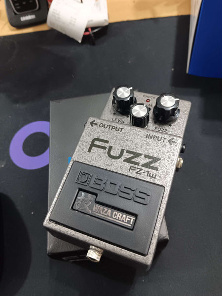 BOSS - FZ-1W