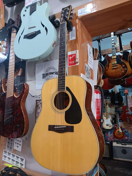Yamaha - FG-301B