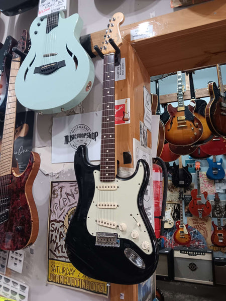 Fender - Stratocaster